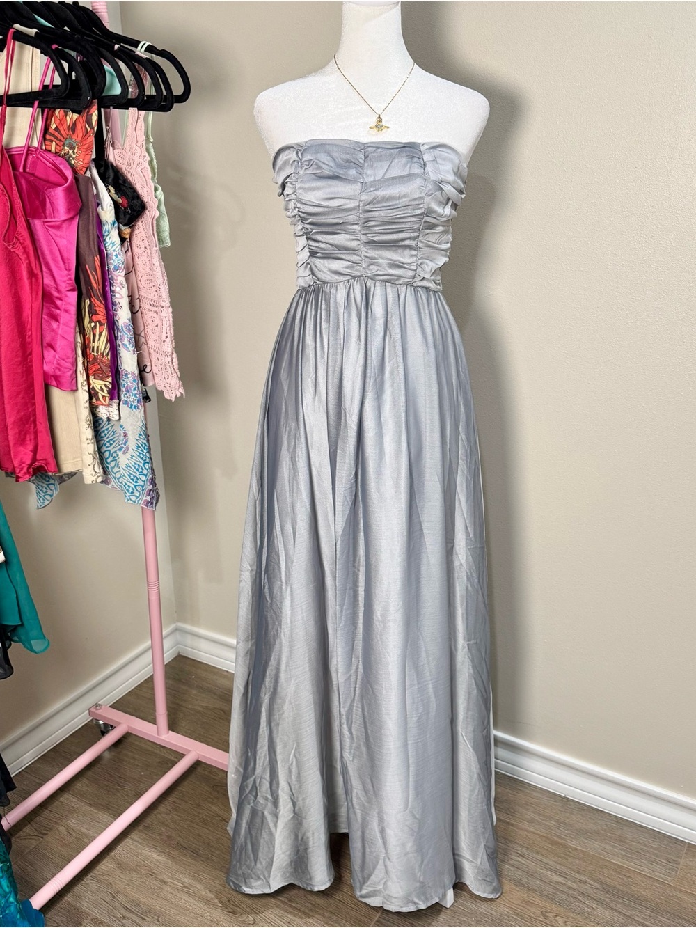 Un Deux Trois Silver Ruched Formal Evening Long Maxi Classy Size 4 Dress